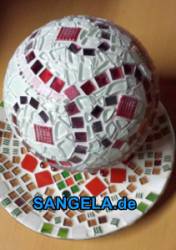 Mosaik-Ball aus buntem und klarem Glas
